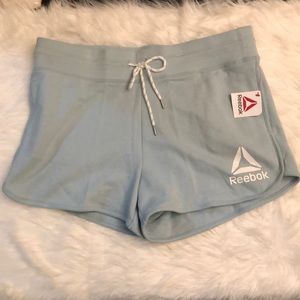 NWT Women Reebok Relaxed Shorts in XL - 2 Pockets - Grey Mist Color